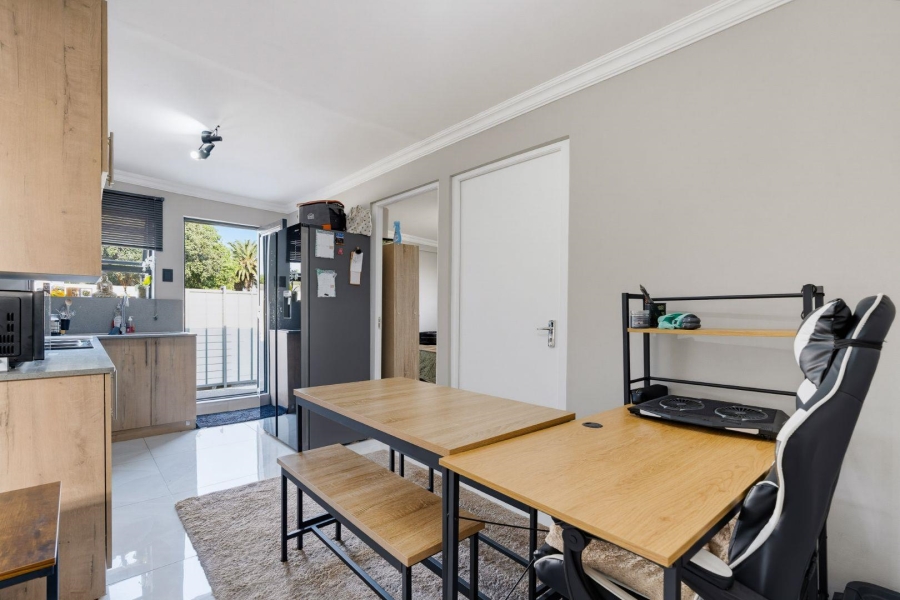 To Let 2 Bedroom Property for Rent in Flamingo Vlei Western Cape